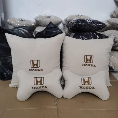 Thích hợp cho xe cộ, logo ô tô, tựa đầu, gối cổ, đồ dùng ô tô, gối Honda, đệm, bộ 4 món có logo tùy chỉnh gối tựa ô tô gối tựa đầu oto cao cấp